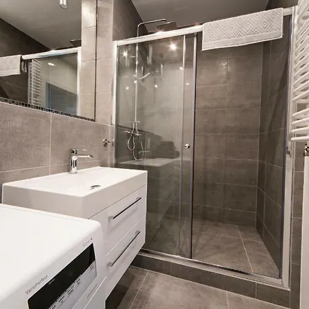 Tower Od Wroclawapartament-pl *